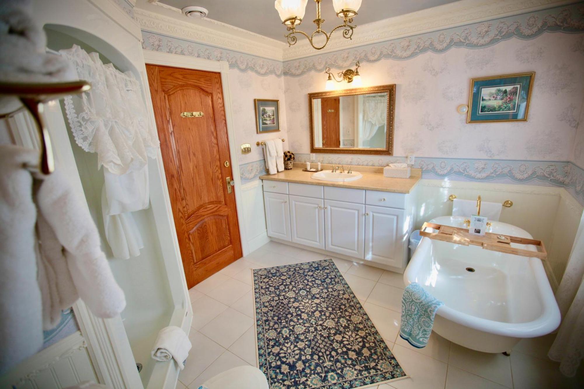 Twin Peaks B&B Mindemoya Chambre photo
